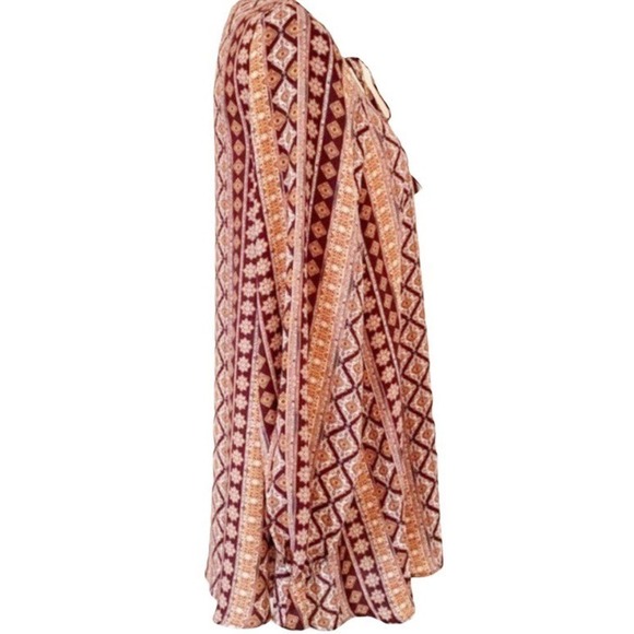 Show Me Your Mumu Tunic Blouse Size Small NWT Boho Festival Peasant Lace Up Top - Picture 5 of 9